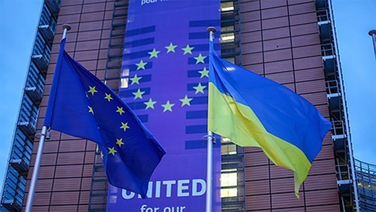 EU, 우크라에 '러 동결자금 수익' 3차 지원금 3조 원 전달