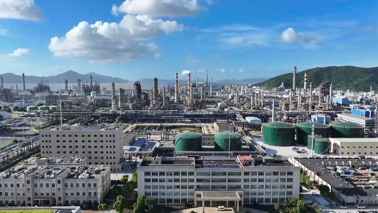 중국 최대규모 석유화학 기지 완공총투자금 4조 원