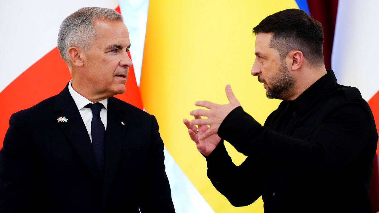 우크라 방문한 캐나다 총리 "파병 가능성 배제 안 해"