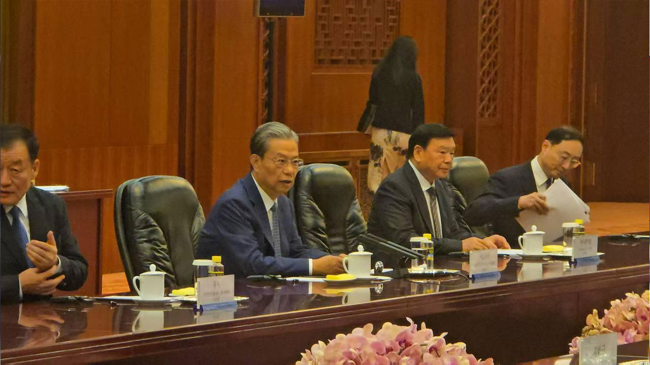 특사단, 중국 서열 3위 만나 상호 신뢰 강조