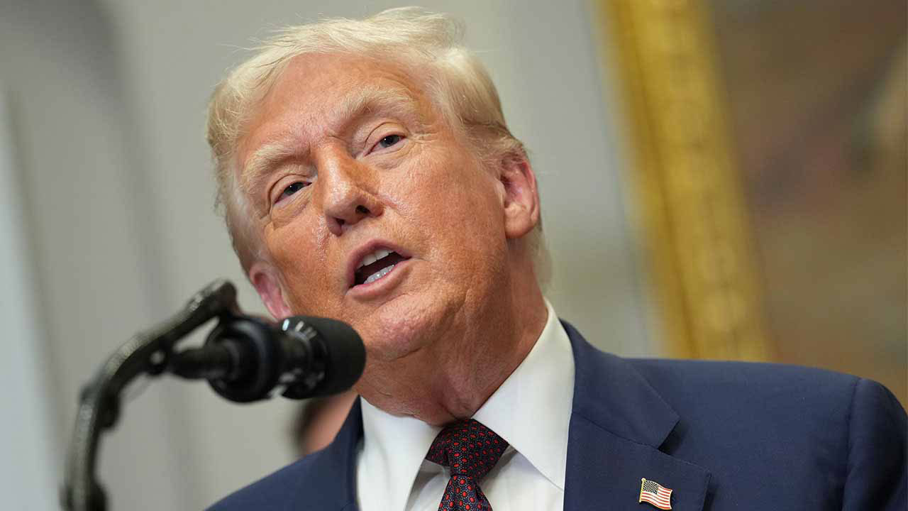 트럼프 "교회 압수수색 SNS글, 오해였다고 확신"