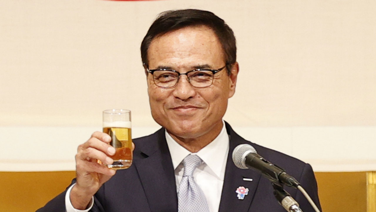 日산토리 회장 전격 사임‥"약물 소지 혐의로 수사받아"