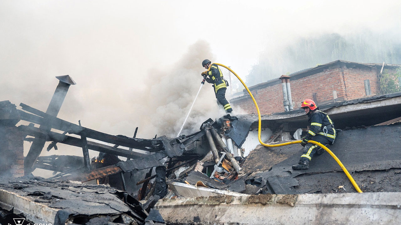 더 멀어진 휴전‥러, 푸틴 中전승절 참석중 우크라 공습 
