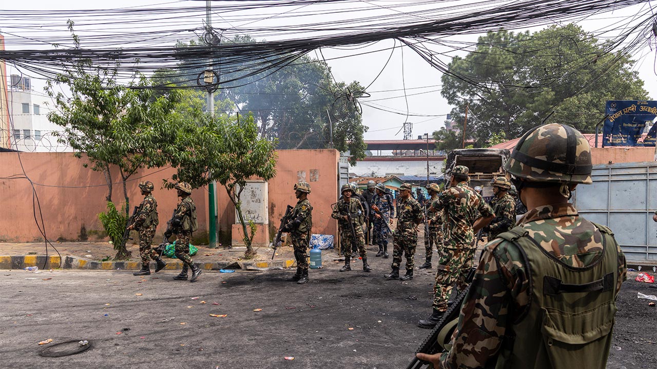 네팔 반정부 시위로 최소 30명 사망‥교도소 탈옥 1만3천여명