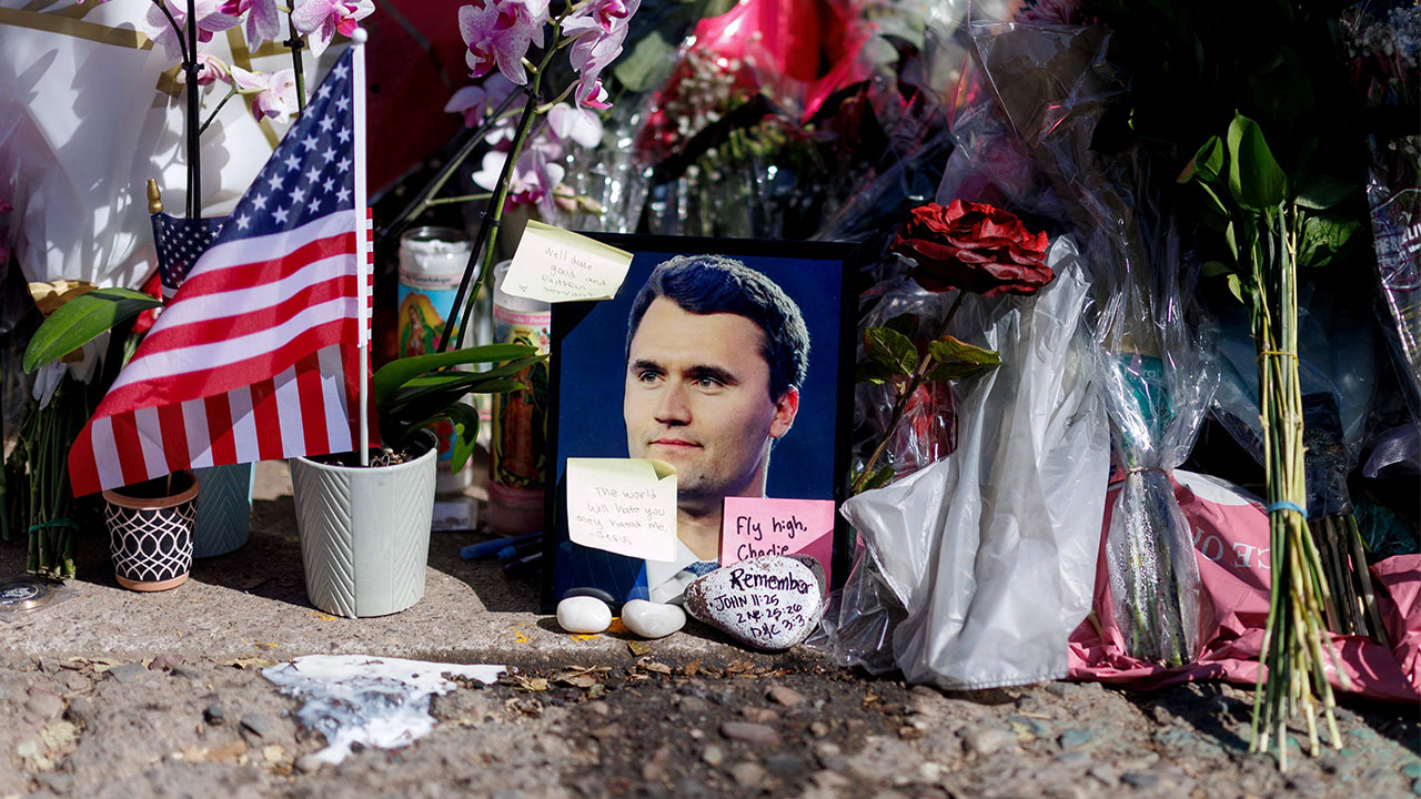 찰리 커크 암살 용의자, 체포 전 온라인 채팅방에 범행 자백