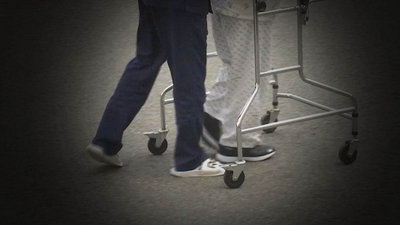 사이타마 요양원에서 여성 2명 숨져‥경찰, 전직 직원 체포