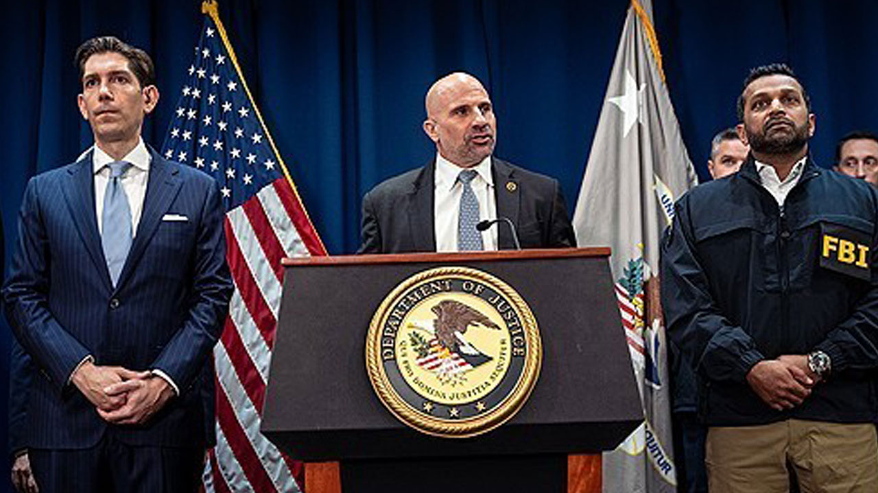 NBA 현직 감독·선수, 불법 스포츠 베팅·사기도박 혐의로 체포