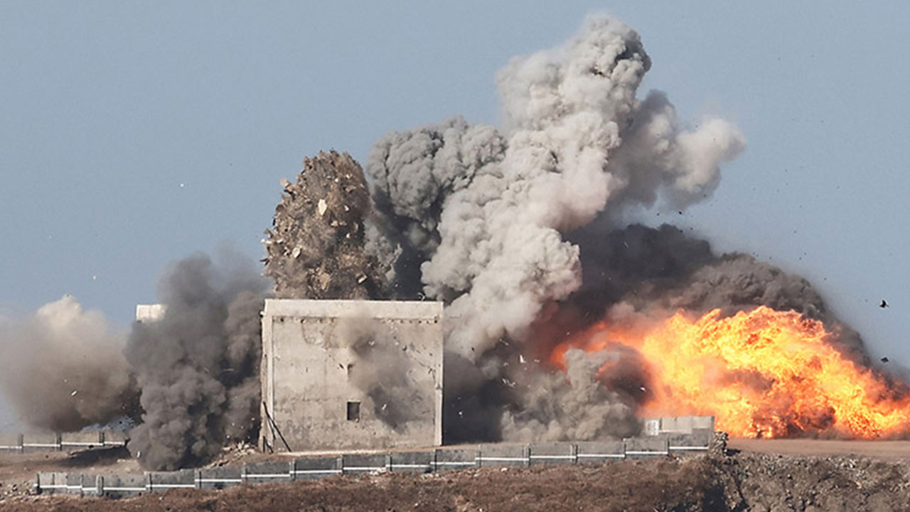 북 "서해서 함대지 순항미사일 시험발사"‥미 만남 제의엔 무응답
