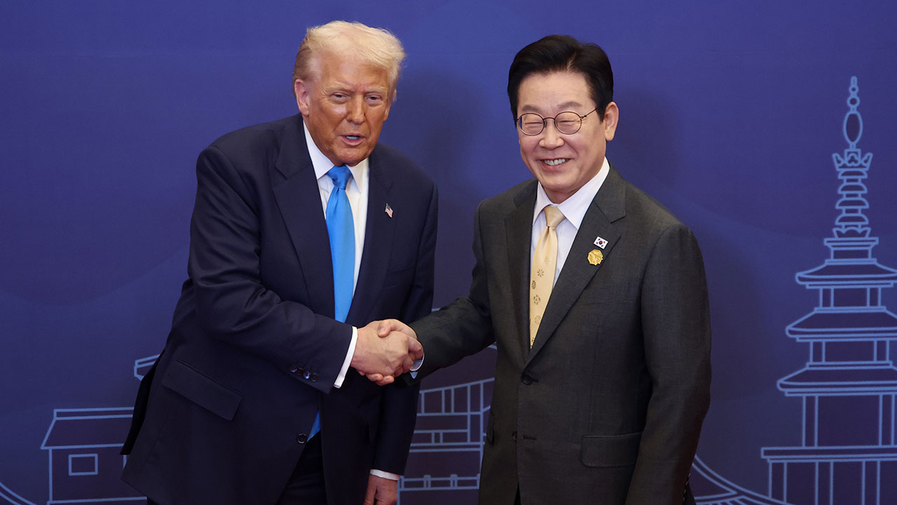 中, 한국 핵추진잠수함 계획에 "韓美, 비확산 의무 다하길 희망"