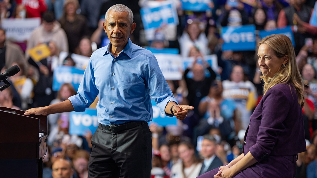 오바마 "백악관 매일 무법·광기 쏟아내"‥트럼프 비판
