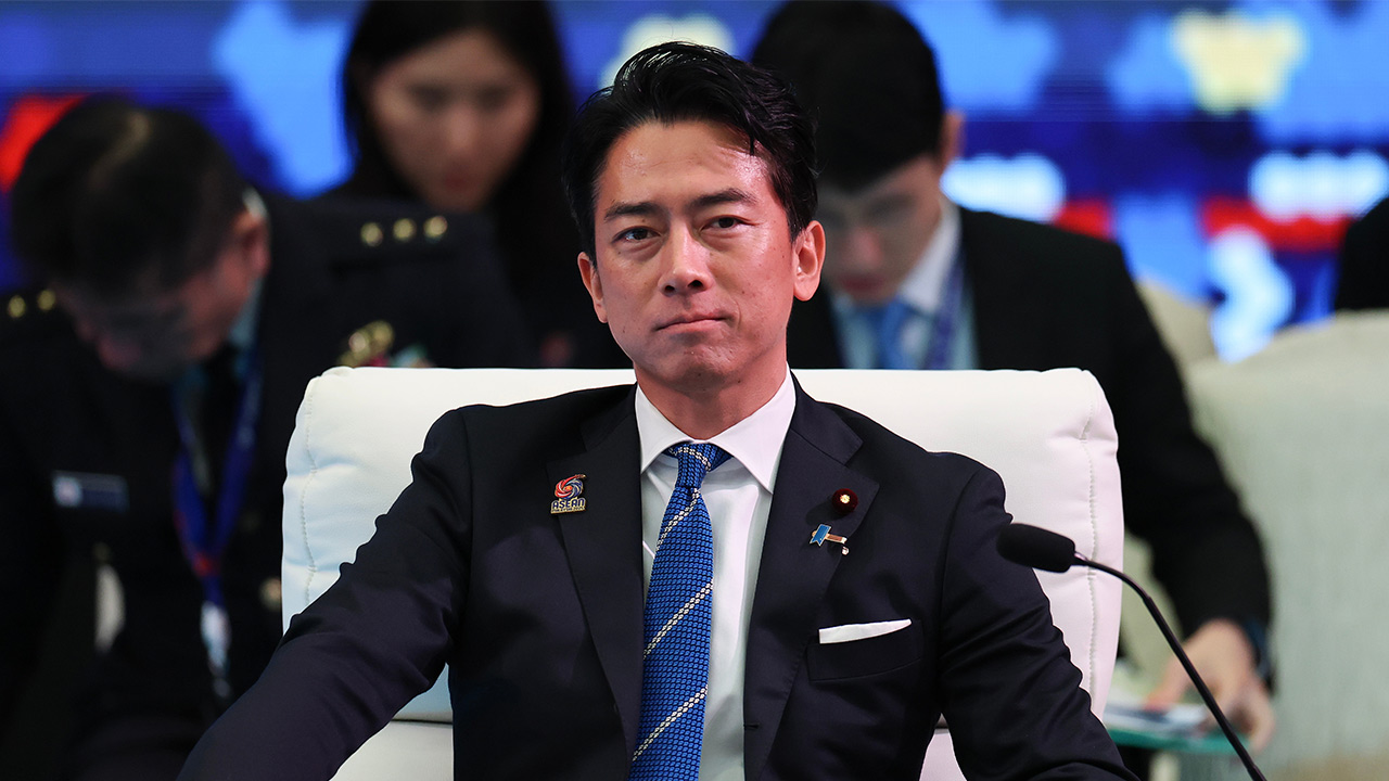 日 방위상, 핵잠수함 도입에 의욕‥"주변 나라는 모두 보유"