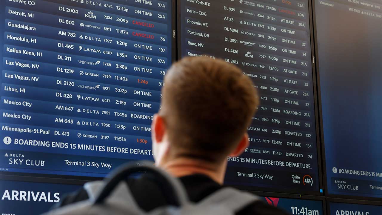 美 '셧다운발' 국내선 항공편 감축 해제‥오늘부터 정상화