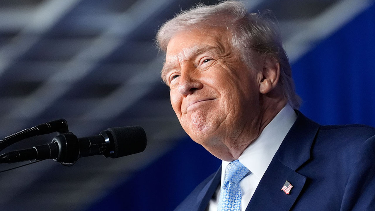 "트럼프 지지율 38%‥고물가·엡스타인에 재집권 후 최저치"