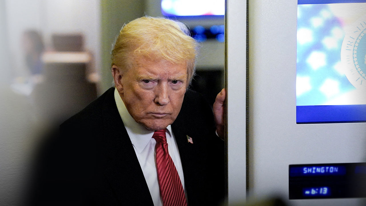 백악관, 여기자 '돼지'라 부른 트럼프 옹호