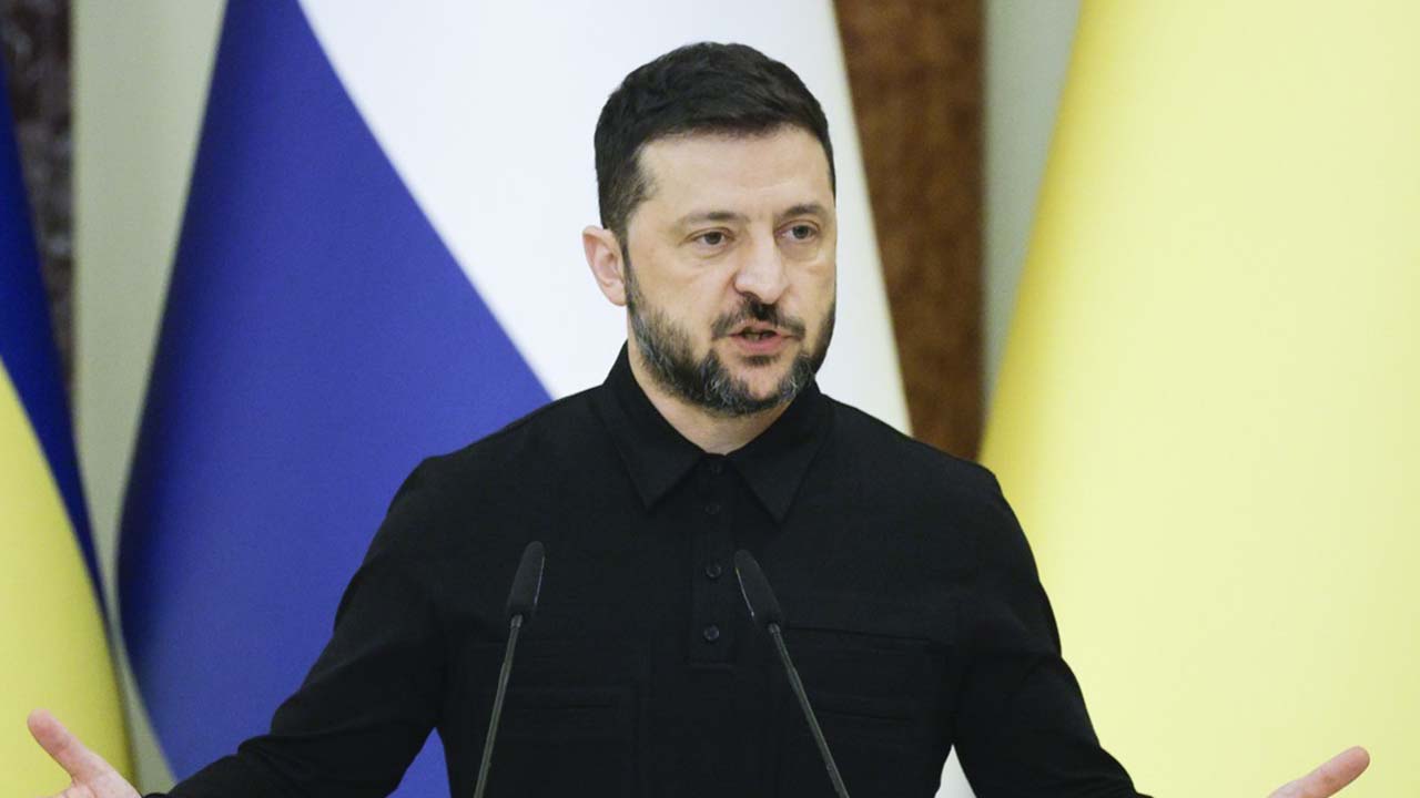 젤렌스키 "트럼프와 평화안 진전시킬 준비 됐다"