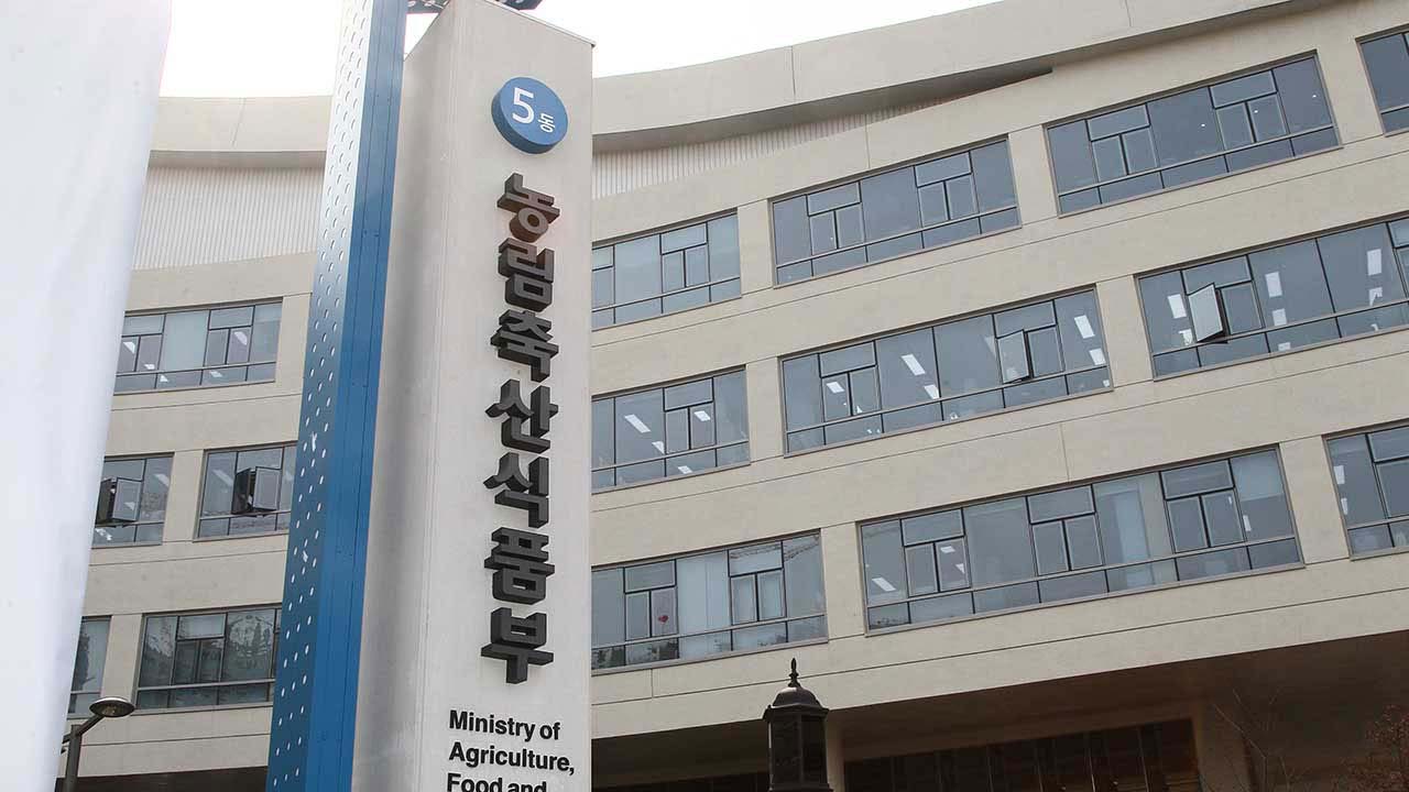 농식품부, 2030년까지 농업 공공 인력공급 비중 60%로 확대