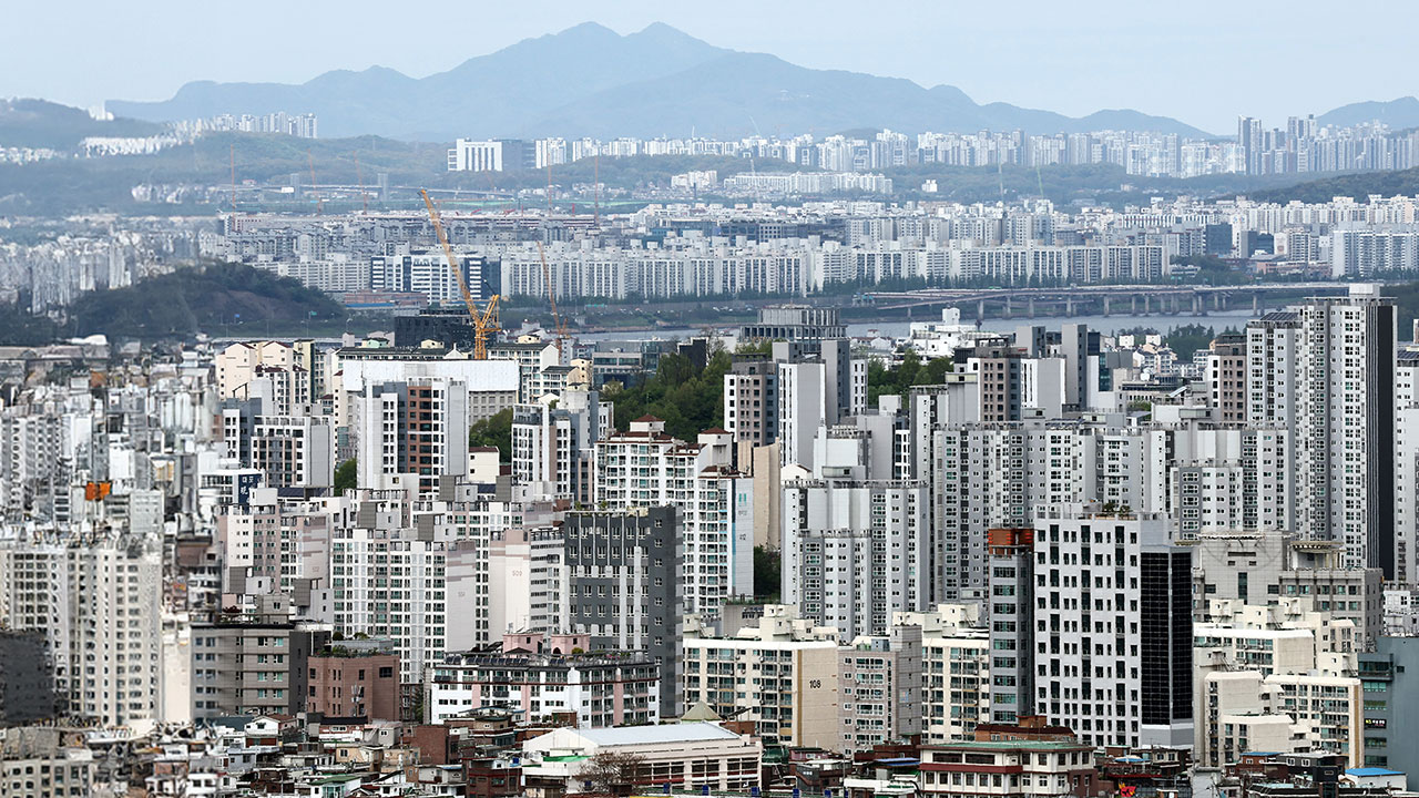 서울 강남3구·용산 집값 일제히 하락 전환‥100주 만에 떨어졌다