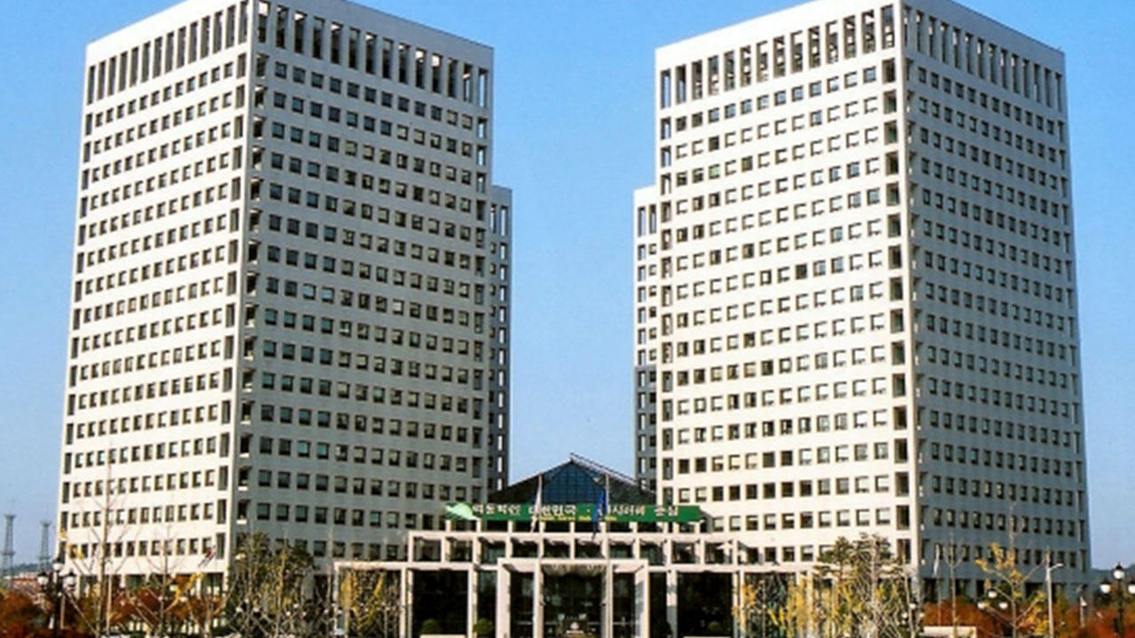 관세청 "중동 사태로 인한 '운송비 상승분' 과세 제외 추진" - 뉴스 썸네일 이미지