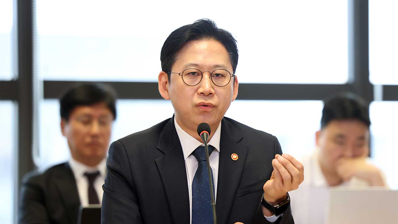 배경훈 부총리 "한국의 '앤트로픽' 탄생해야‥2~3년이 승부처"