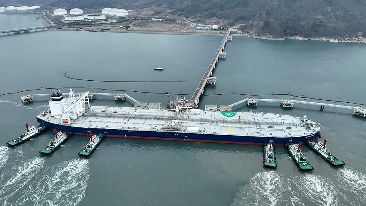 아랍에미리트 긴급 도입 원유 200만 배럴, 여수 비축기지 입고