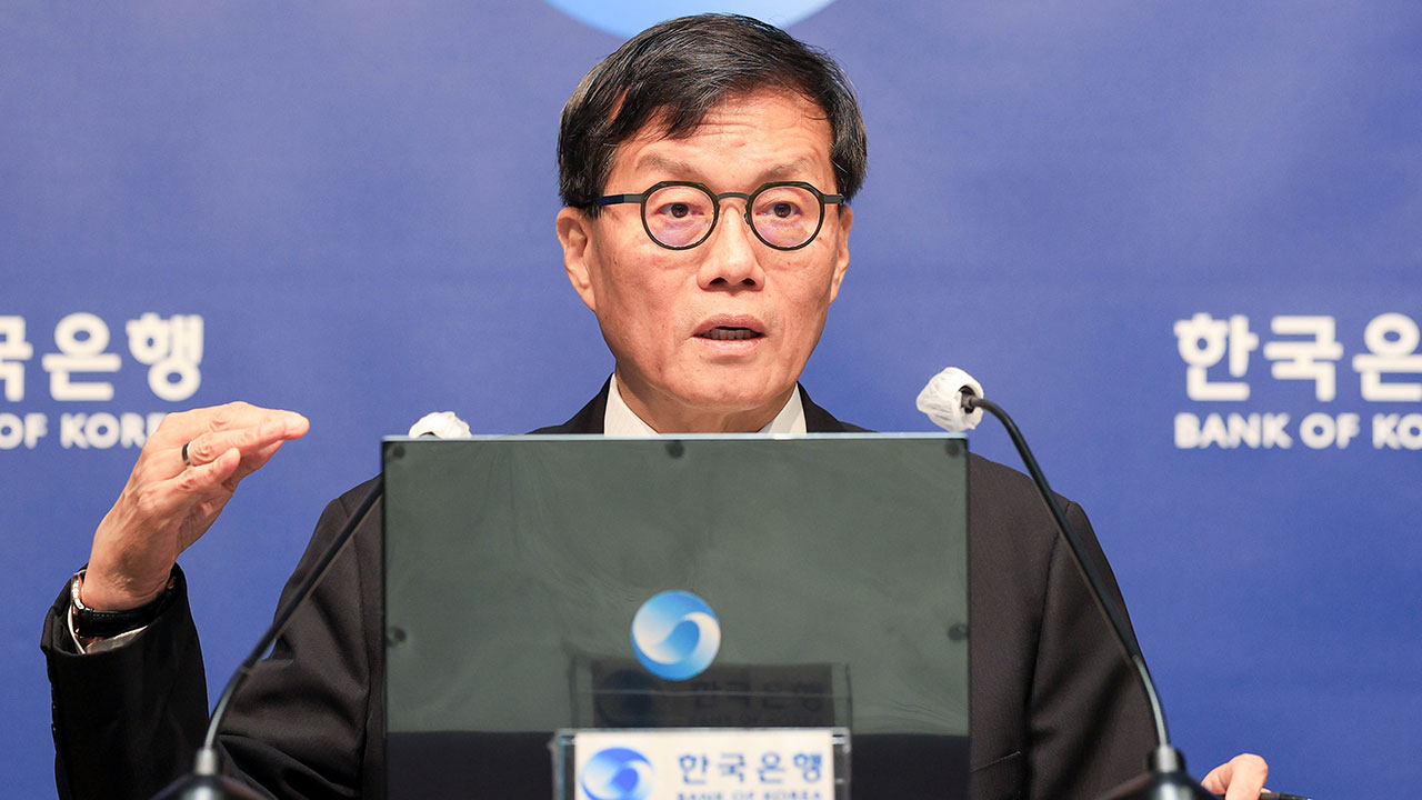 이창용 "현 시점에서 스태그플레이션 발생 가능성 적어"