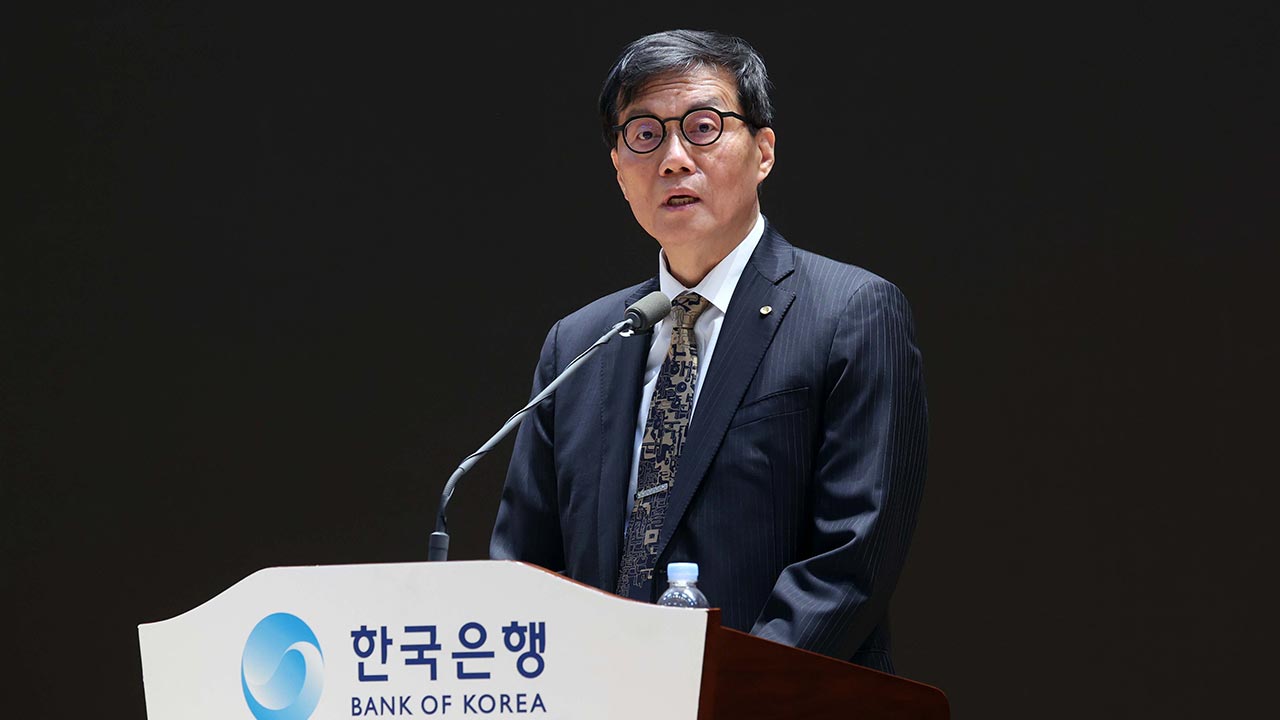 이창용 "제도 개선 노력 없이 외환시장 개입하면 부작용 발생"