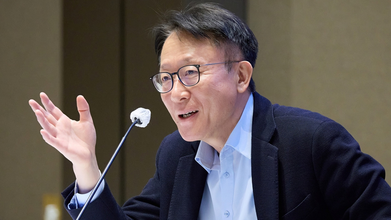 신성환 금통위원 "전쟁으로 물가 높아‥금리 인하 논하기 부담스러운 상황"