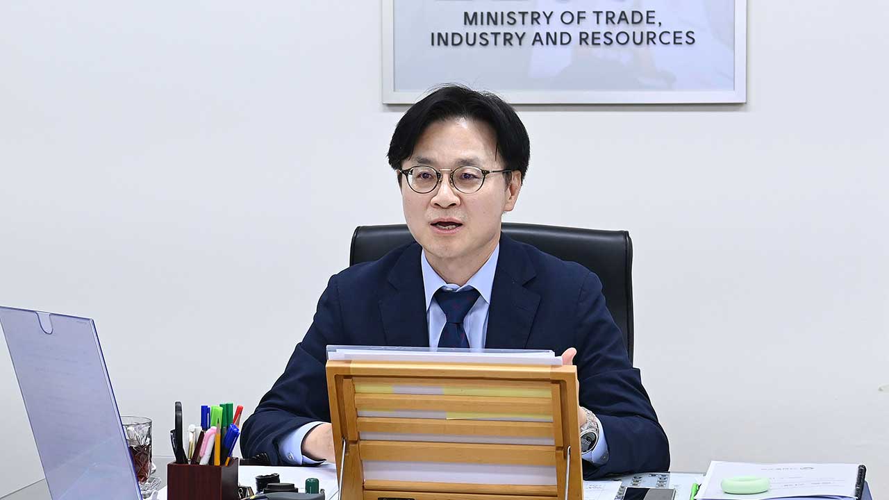 김정관·러트닉 화상면담‥"합의 넘어선 관세 부과 없을 것"