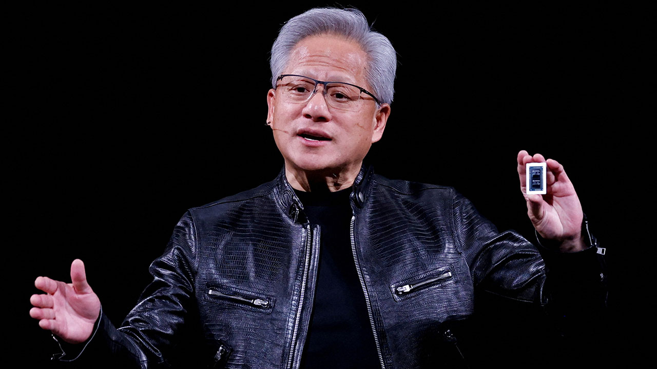 젠슨 황, 오늘 최태원·구광모·이해진과 '삼겹살 형님 회동' 