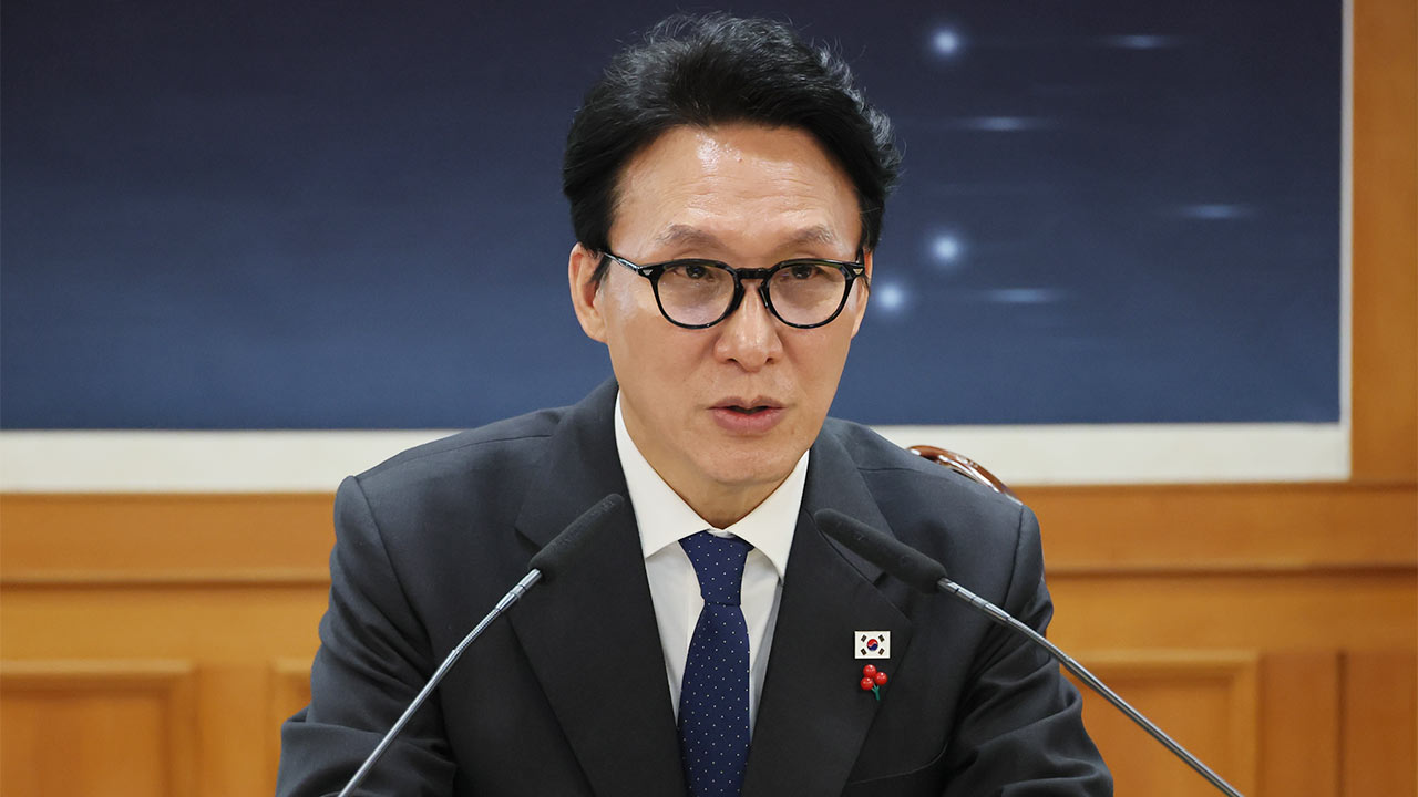 김민석 총리, 총리실 업무보고서 "선제적으로 문제 발견해 대안 모색해야"