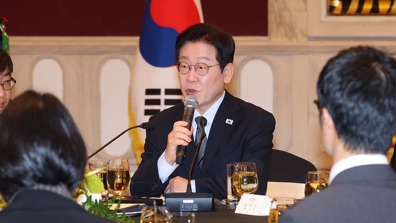 이 대통령 "대북 통로 다 막혀‥중국에 중재 역할 요청"
