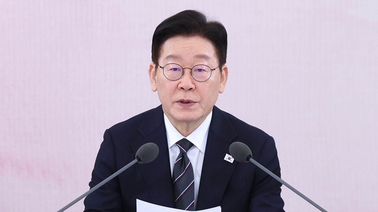 이 대통령 "'K자형 성장'에 직면‥청년 세대에 문제 집중"