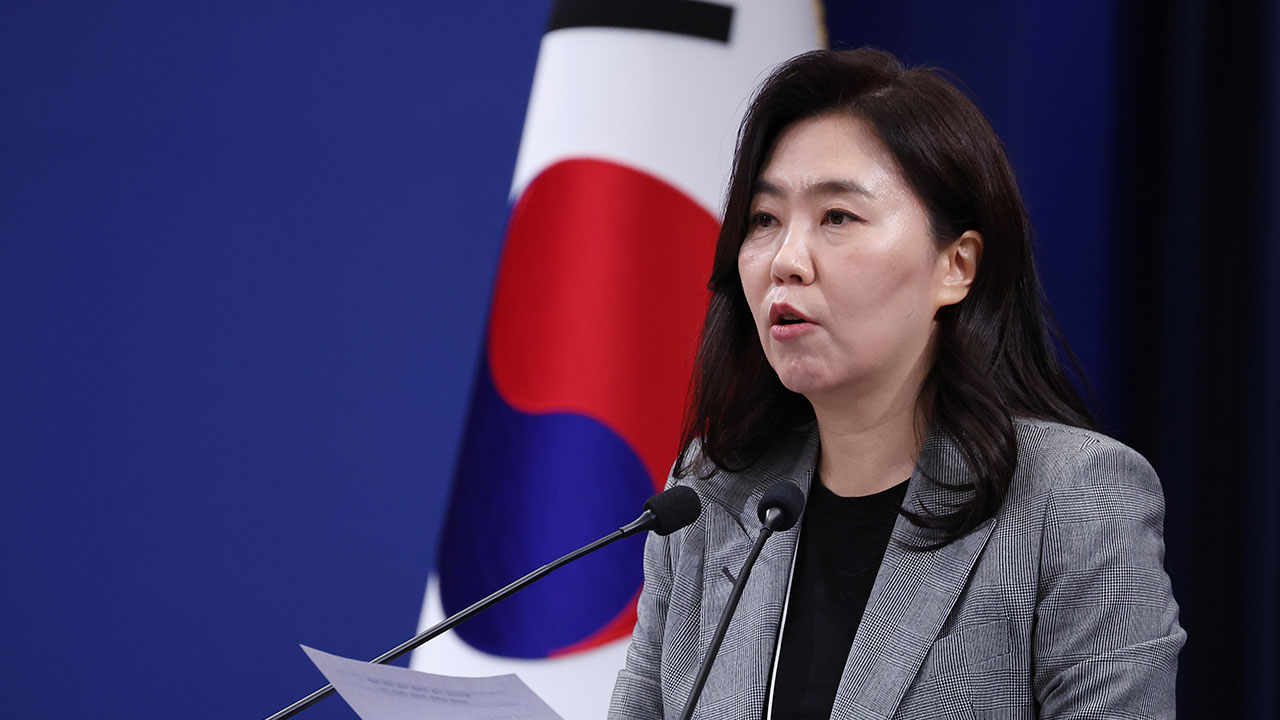 청와대 "'486억 원 편취' 캄보디아 스캠 피의자 73명, 국내 강제 송환"