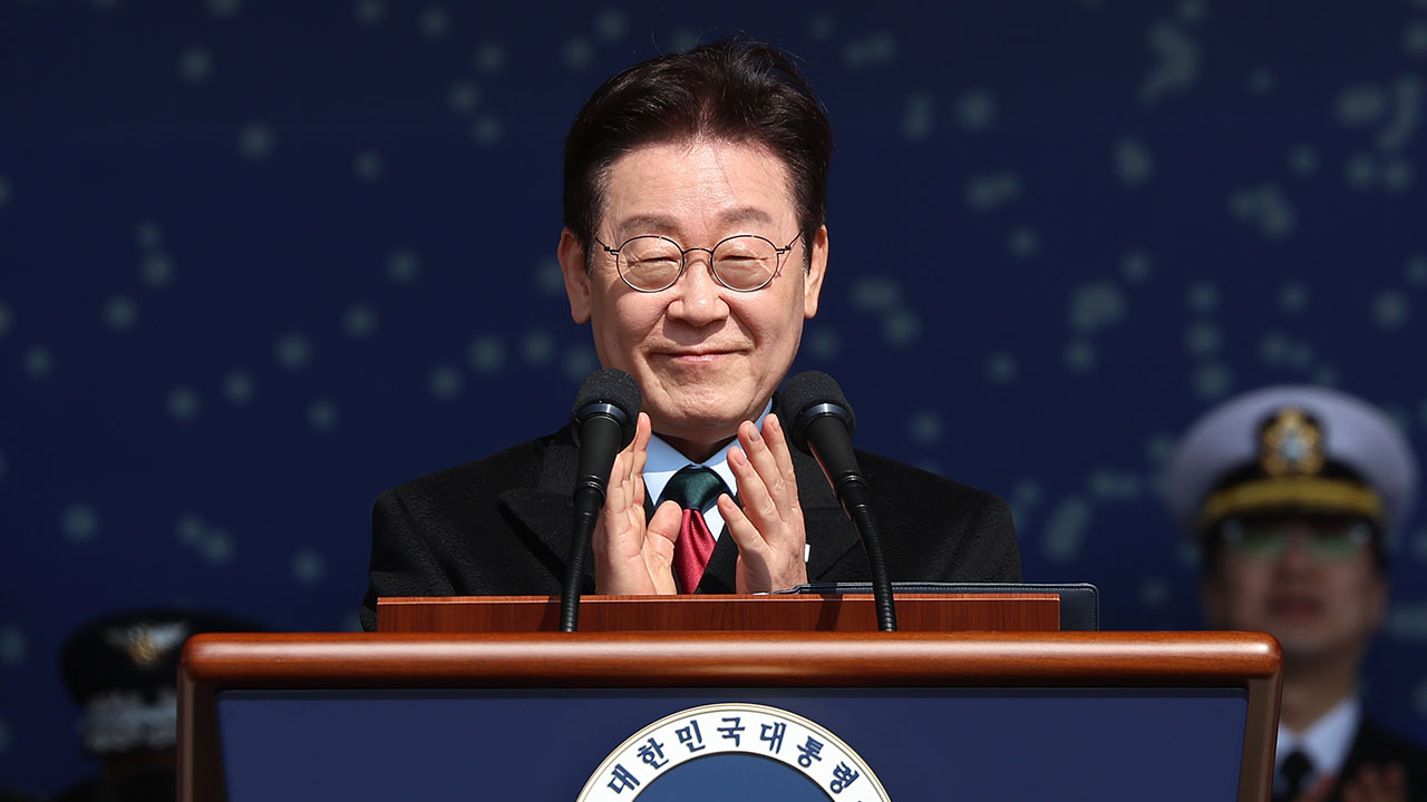 이 대통령 "우리나라 우리 힘으로 지킨다는 자주국방 의지로 무장"