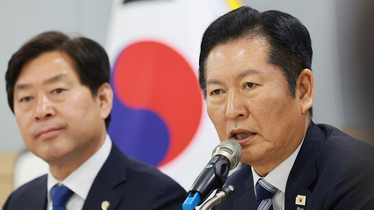 대구 찾은 정청래 "행정 통합 무산 위기, 장동혁·송언석 싹싹 빌어라"