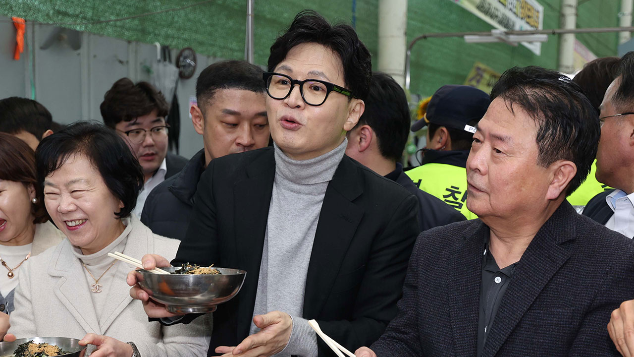 한동훈, 대구 서문시장 찾아 "죽이 되든 밥이 되든 나설 것"‥재보궐 출마 시사