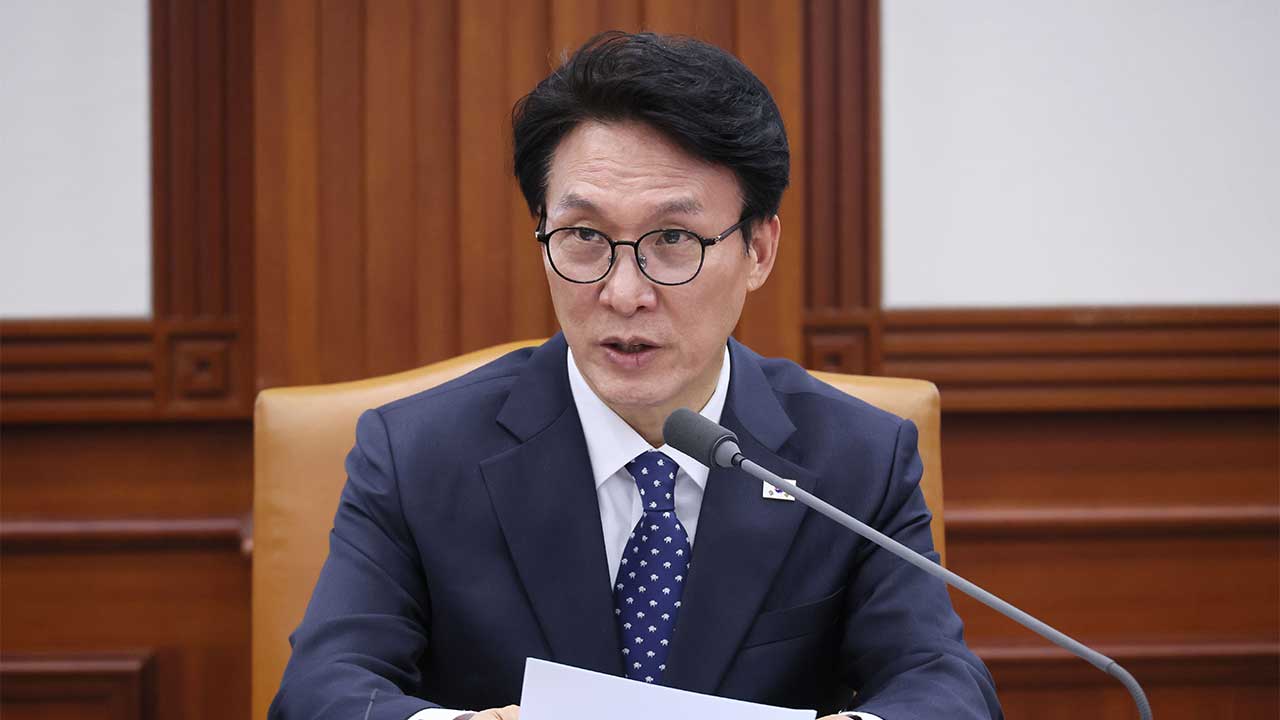 김민석 국무총리, 중동 상황 관련 긴급지시 "재외국민 보호 최우선"