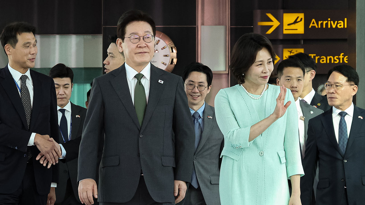 이 대통령, 싱가포르 이어 '수교 77주년' 필리핀 국빈 방문, 오후 정상회담