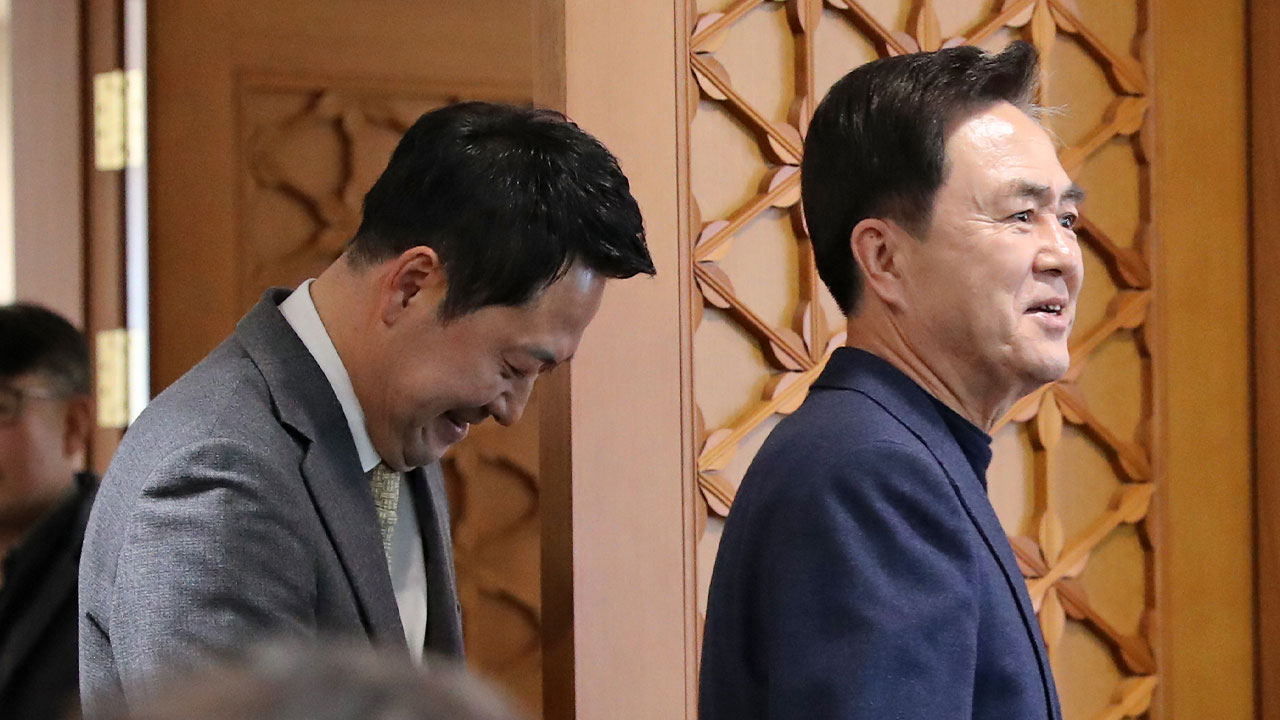 장동혁 대표, '후보 미신청' 김태흠 만나 공천 신청 설득