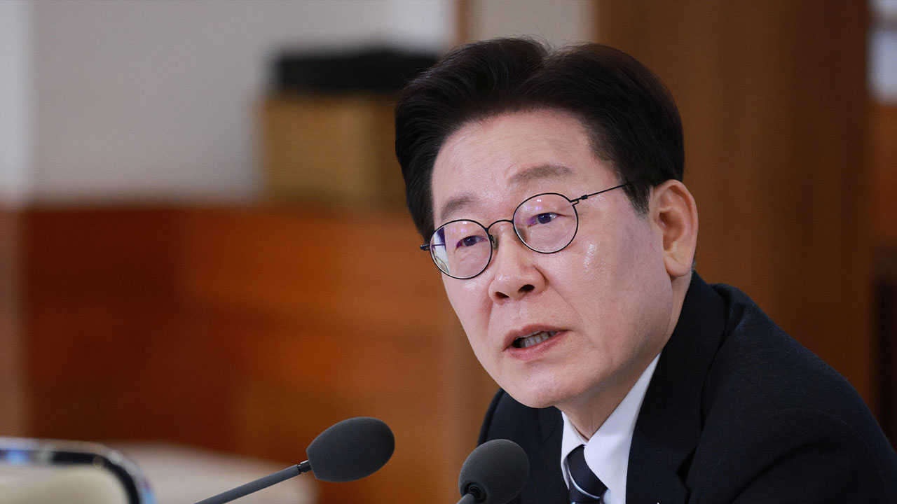 이 대통령, 김우석 방미심위 마지막 위원 재가‥'개점휴업'에 정상화 시동 