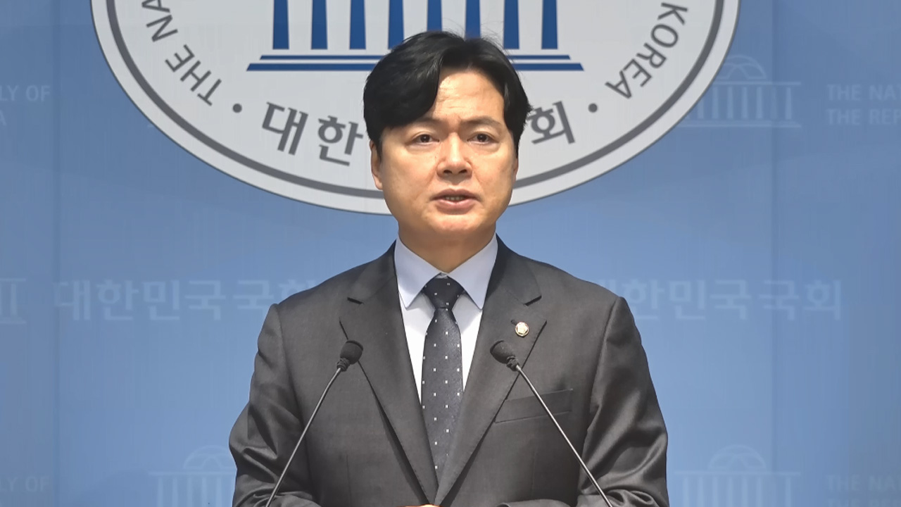 민주당 "검찰 개혁 정부안은 당론, 3월 내 본회의 처리"