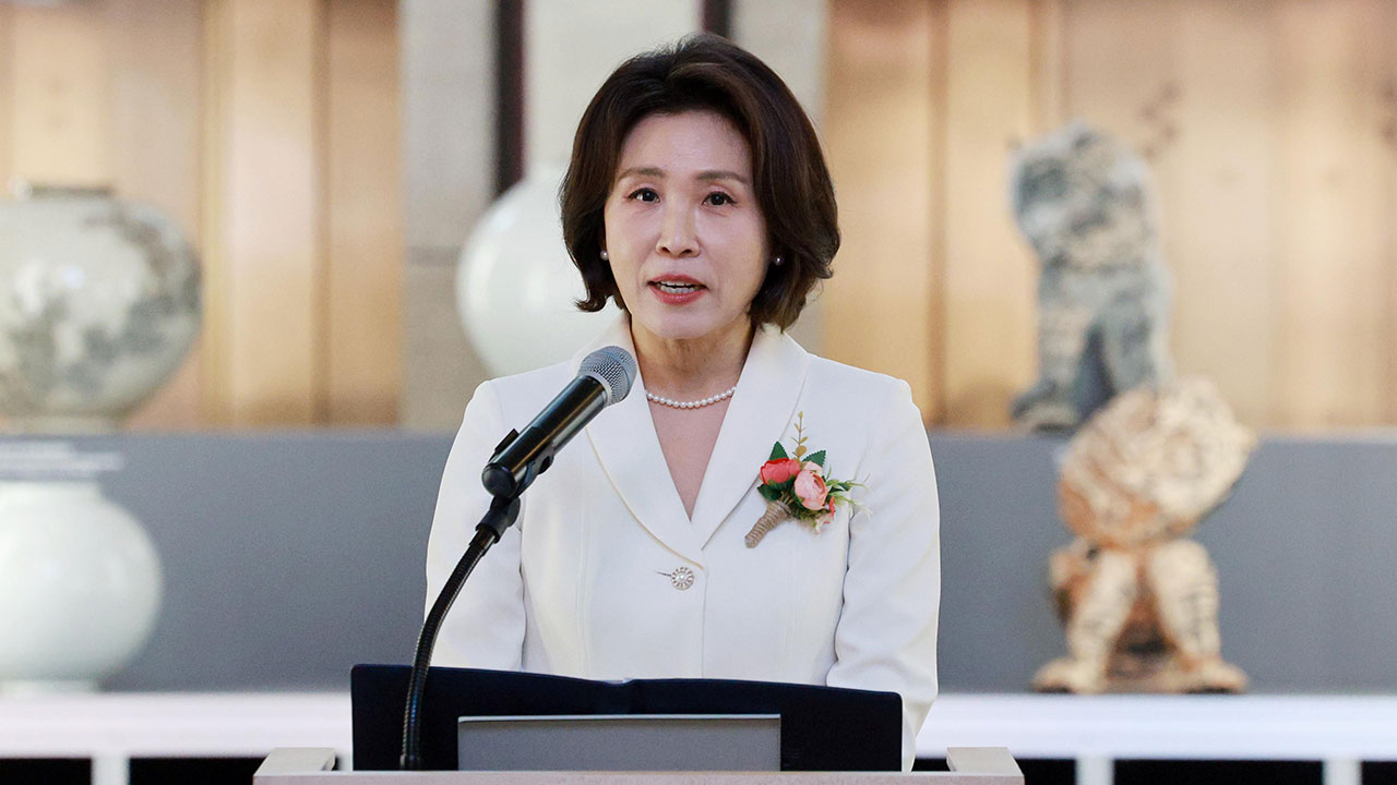 김혜경 여사, '국중박 굿즈' 등 정부조달문화상품 특별전 방문