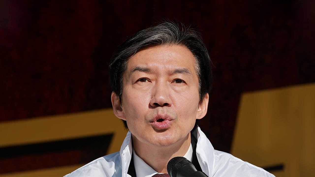 조국 "전국 곳곳에서 썩은내‥정치개혁, 응급수술처럼 시급한 일"