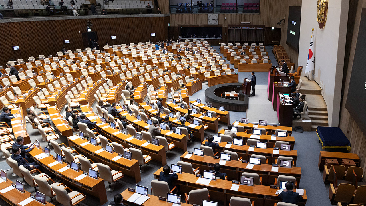 '기소 전담' 공소청법 여당 주도로 본회의 통과