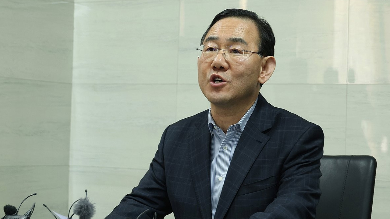 주호영 "이르면 오늘 가처분 신청‥가능성 높은 쪽으로 준비"