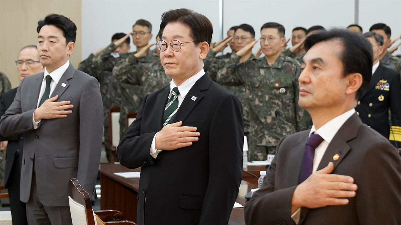이 대통령 "조성현 대령, 본인이 진급시기 전 특진 사양"