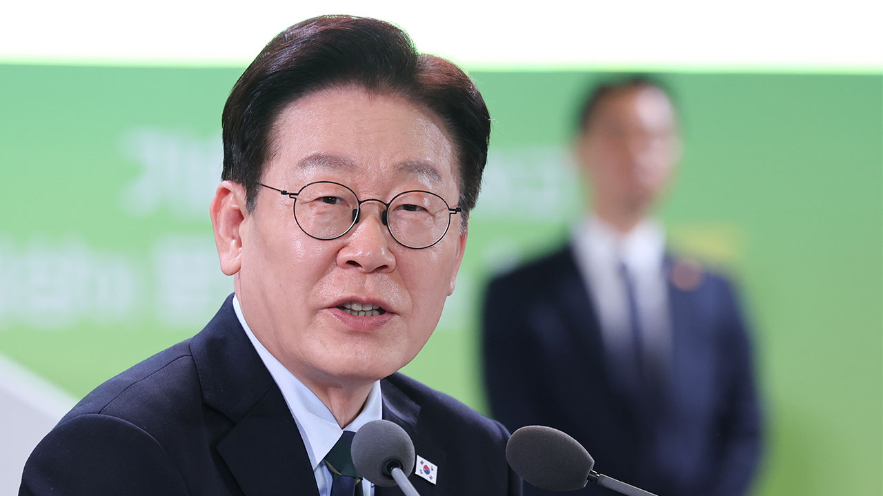 이 대통령 "정치는 잘하기 경쟁으로 가야‥정치 정상화가 중요"