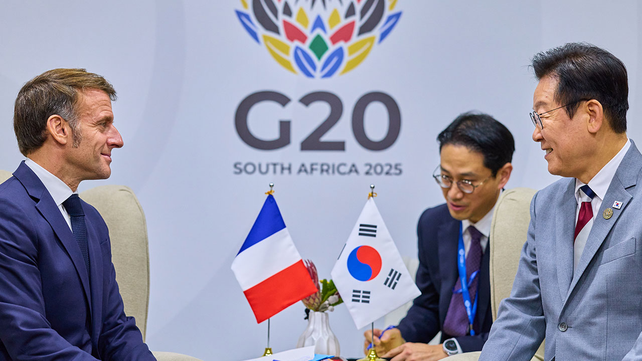 이 대통령, 정상회담 앞두고 "프랑스 혁명의 국민주권 이상, '빛의 혁명'서 재확인"