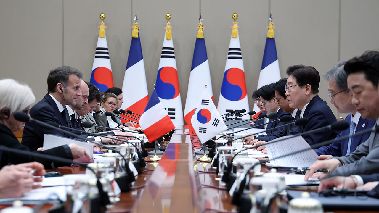 이 대통령 "한-프랑스 관계 격상‥호르무즈해협 안전 수송로 확보 협력 의지"