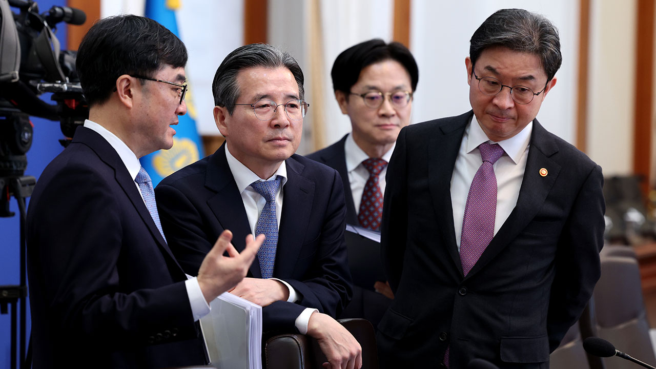 청와대, 오늘 오후 '비상 경제 현안점검회의'‥중동전쟁발 경제 영향 점검